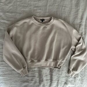 Dynamite Light Taupe Crew Neck Cropped Sweatshirt